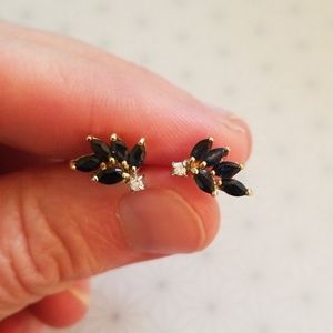 Gold and sapphire earrings